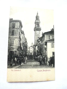 VECCHIA CARTOLINA  FOTO VINTAGE CASALE MONFERRATO VIA UMBERTO 1900 - Picture 1 of 2