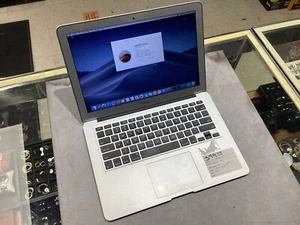 Apple Macbook Air 13'' inch 1.6GHz 4GB 128GB ***See Pictures*** - Picture 1 of 11