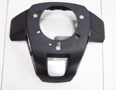 TOYOTA HILUX FORTUNER 2015-18 VOLANTE BASE NEGRA CUPÉ EMBELLECEDOR TRASERO CUBIERTA Foto 1 de 4