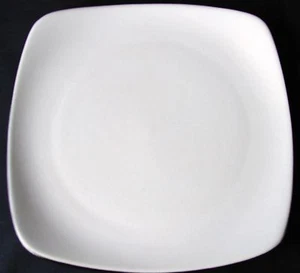 PLATO DE ENSALADA CUADRADO CORELLE HEARTHSTONE BLANCO REAL 8 3/4" - Imagen 1 de 2