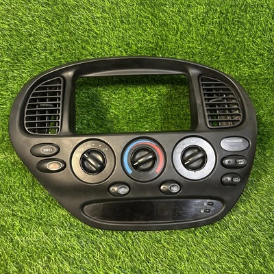 2005-2006 Toyota Tundra AC Heater Climate Control Temperature Unit OEM - Image 1 of 4