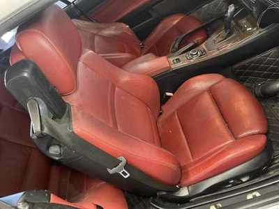 Asiento delantero derecho usado se adapta a: BMW 335I Conv 2011 cuero base delantero derecho gr Foto 1 de 4