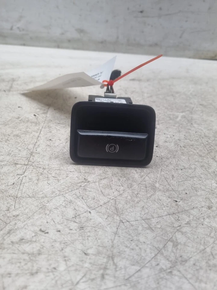 MERCEDES ML W166 AMG SPORT PARKING BRAKE SWITCH A2469050451 2011-2015 - Image 1 of 4