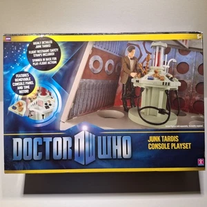 Doctor Who 11th Doctor Junk Tardis Console Playset Control Room - Picture 1 of 4