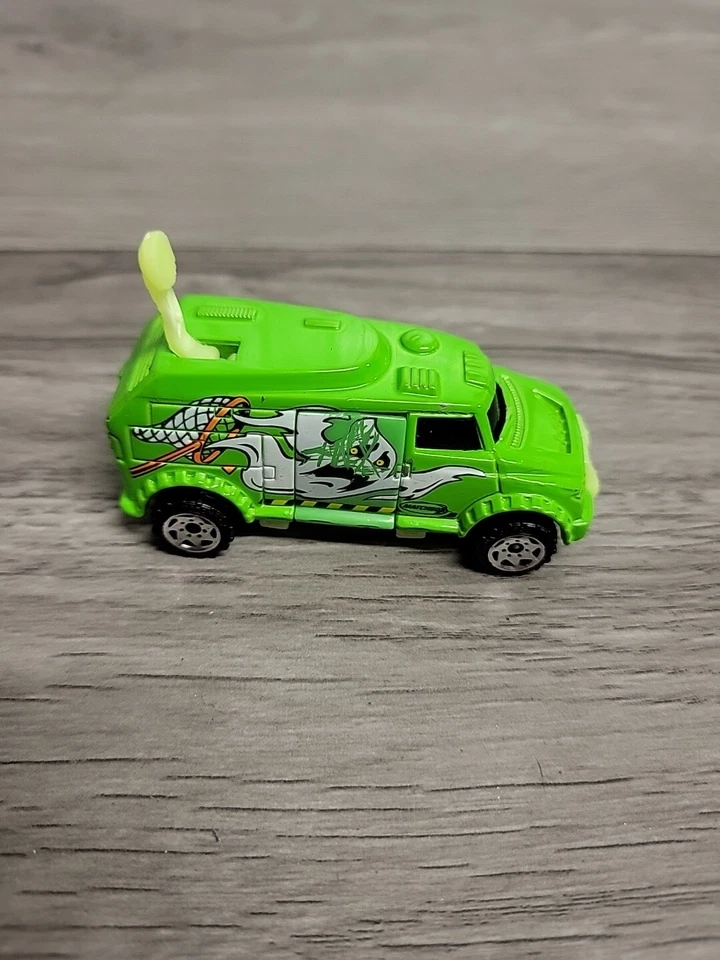 Matchbox Robot Truck 2000 Ghost Ghost Catcher Opening Door & Radar - Image 1 of 4