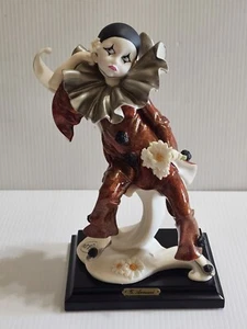 Giuseppe ARMANI “PEQUEÑO PIERROT CON MARGARITAS” 1991 SOLO MIEMBROS PORCELANA EDICIÓN LIMITADA - Imagen 1 de 16