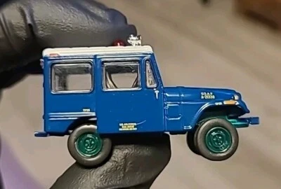 Greenlight Air Force CHASE 1971 JEEP DJ-5 US Air Force Police Ser.3 1/64 Loose - Image 1 of 4