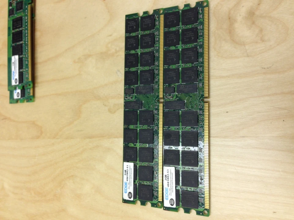 EDGE TECH CORPORATION 4GB (2x2GB) 4901002-53 2GB DDR2 240PIN DIMM - Image 1 of 2
