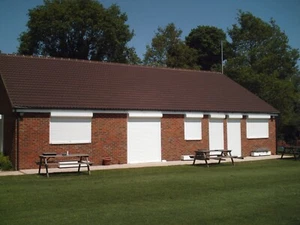 ROLLER SHUTTERS - manual or electric - sports clubs, bowls, cricket, gyms, - Picture 1 of 12