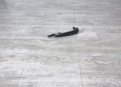 Manija de agarre de puerta lado izquierdo gris BMW 228 328 428 2012-2016 F22 F30 F32 F36 Foto 1 de 4