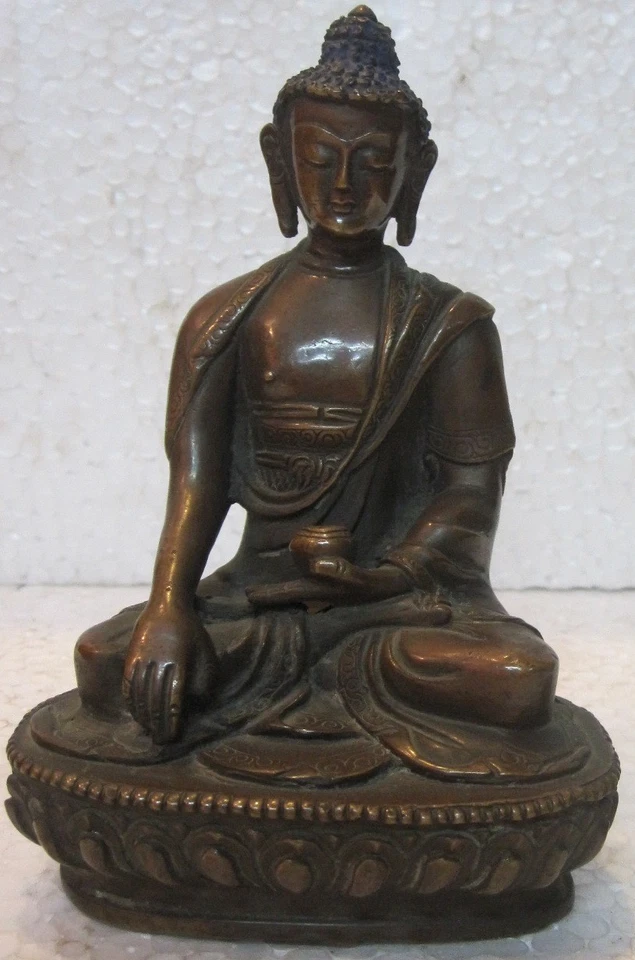 Copper BUDDHA traditional statue decorative old antique look Dhyan Mudra - Image 1 of 1