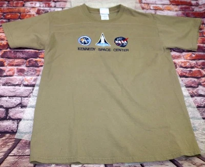 VTG KENNEDY SPACE CENTER Apollo NASA Space Shuttle NASA T-Shirt M - Image 1 of 4