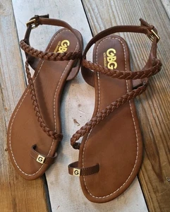 Sandalias trenzadas Guess GBG Los Angeles marrón brillante imitación cuero tiras talla 9,5 - Imagen 1 de 5