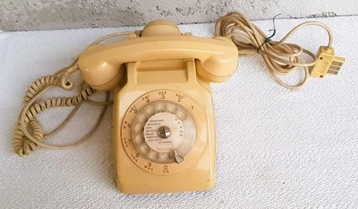 Téléphone fixe rotatif PTT - Photo 1/4