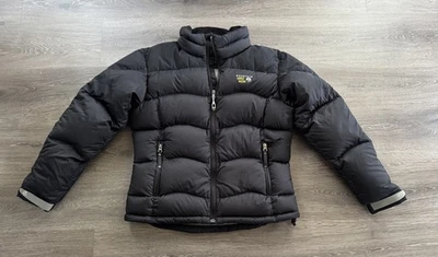 Jaqueta Mountain Hardwear Feminina M Preta Puffer Ganso para Baixo Casaco Gorpcore com Zíper - Imagem 1 de 4