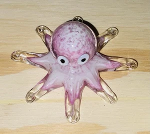 Pink Octopus Hand Blown Art Glass Paperweight Figurine 2 Inch Tall x 3.5 Inch - Picture 1 of 4