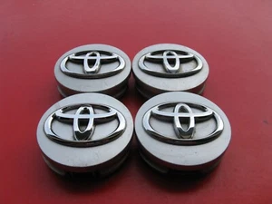 TOYOTA AVALON VENZA MATRIX SOLARA (4) WHEEL RIM HUB CAP HUBCAP CENTER COVER #426 - Picture 1 of 7