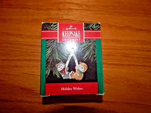 HALLMARK KEEPSAKE ORNAMENT, HOLIDAY WISHES, BOX DATED 1992 COPYWRIGHT - Picture 1 of 4
