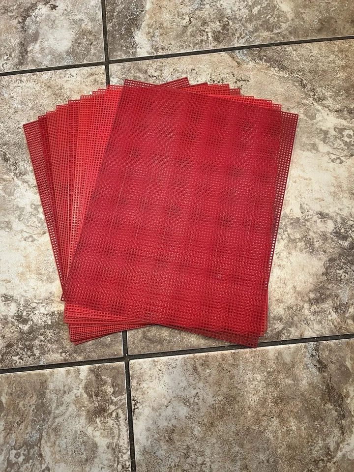 Red Various Mesh Flexible Plastic Canvas 10ct-10.5" x 13.5"  *** NEW *** - Image 1 of 1