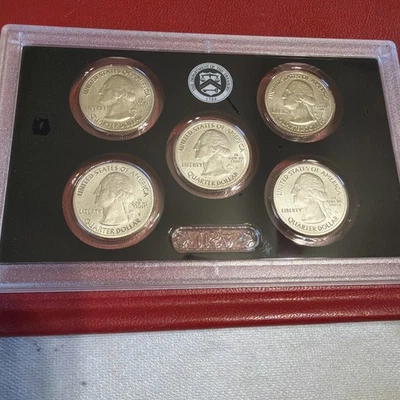 2017-S Quarters 225th Anniversary Enhanced Coin Set 5 Coins No Box Or COA - Image 1 of 2