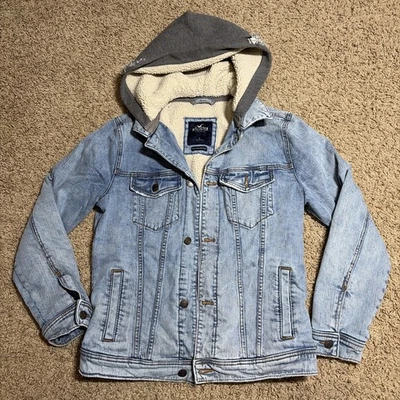 Men’s S Y2K Hollister Epic Flex Sherpa Lined Denim Jacket With Hood - Image 1 of 4