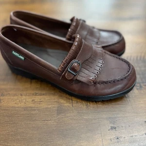 Eastland Womens Leather Brown Buckle Fringe Loafer Slip On Shoes Comfort sz 6.5 - Picture 1 of 6