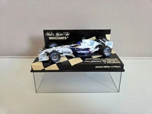 Minichamps 1/43 BMW Sauber F1.06 J. Villeneuve - Just Married, British Gp 2006 - Picture 1 of 7
