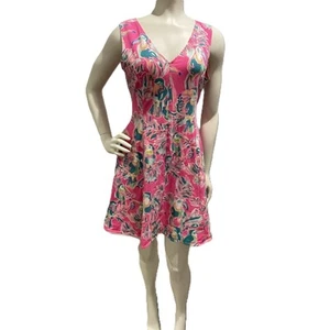 Vestido Lilly Pulitzer Rosa Estampado Loro/Tucán Ajuste y Acampanado Talla Pequeña - Imagen 1 de 13