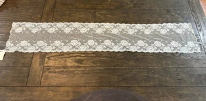 New USA Vintage Lace Runner 9X52 - Picture 1 of 3