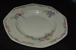 ¡DE COLECCIÓN! ¡Nuevo! BOWL HUTSCHENREUTHER DE 8,5" ÉL MISMO ""Baviera"" CROWN LION MARFIL (7,1 - Imagen 1 de 5