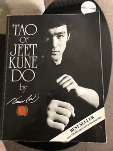 Tao of Jeet Kune Do by Bruce Lee - Picture 1 of 3
