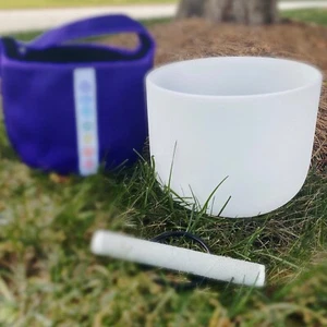 White 11 inch crytal singing bowl chakra bowl with soft bag and FREE mallet  - Picture 1 of 2