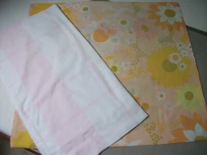  2 St.moderne,praktische Kissenbezüge  Gr.  75 x 65 /75 x 70  - Bild 1 von 3