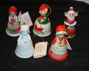 Christmas bell collection,Christmas Joy,Holly Hobbie,1980s,lot of 5 - Picture 1 of 3