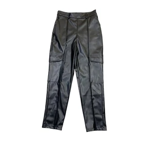 Shein Kunstleder High Rise Hose Medium Cargo Pattentasche Frontnaht schwarz - Bild 1 von 6