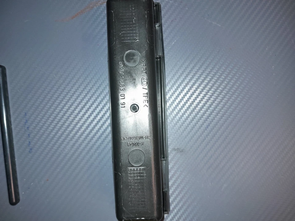 Mercedes-Benz C230 1997 consola almacenamiento bolsillo soporte bandeja 2026830191 OEM 97 Foto 1 de 2