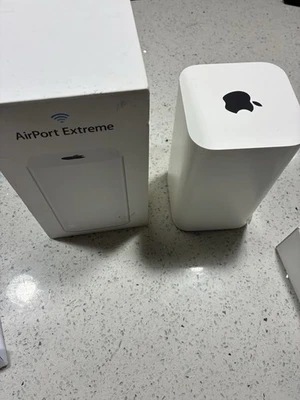 Apple AirPort WiFi Router - Image 1 of 4