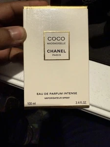 Coco CHANEL Eau de Parfum, 3.4 fl oz (100 Ml) - Picture 1 of 1