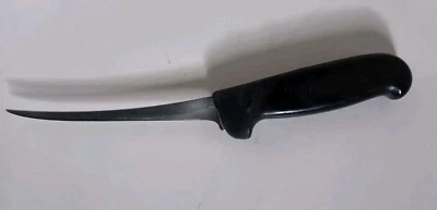 Cuchillo de pesca Victorinox de 5-1/2 pulgadas con mango negro fibrox curvado para deshuesar filete Foto 1 de 4