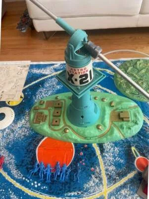 De colección 1962 Marx Space Ranger nave espacial voladora en caja original funcionando raro, ¡difícil de encontrar!! Foto 1 de 4