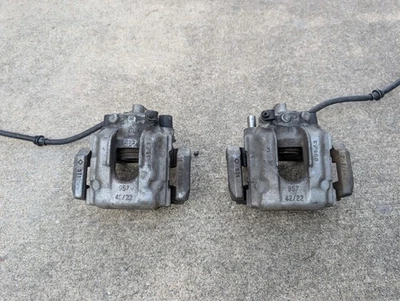 BMW E46 Left & Right Rear Brake Calipers 330Ci 330i 42/22 OEM Good Condition - Image 1 of 2