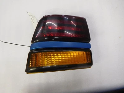 OEM Pontiac Sunbird Left Tail Light Assembly 1988 1989 1990 1991 1992 1993 1994 Foto 1 de 3