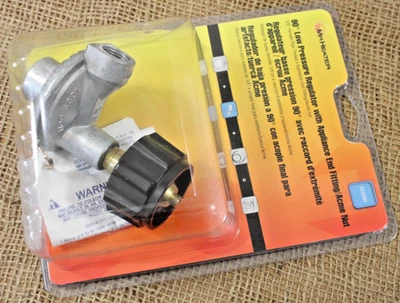 Mr Heater 90° Low Pressure Regulator 3/8" Female Appliance End  Acme Nut F273761 - Image 1 of 3
