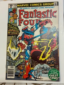 Marvel Fantastic Four Vol. 1 # 226 Cubierta regular Jan '81 (VF) algunos pliegues de cubierta - Imagen 1 de 4