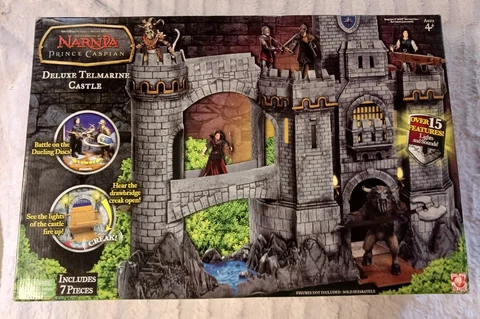 Chronicles of Narnia Prince Caspian Deluxe Telmarine Castle Playset Play Along Cover