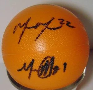 MARCUS MORRIS & MARKIEFF MORRIS TWINS SIGNED MINI BASKETBALL KANSAS JAYHAWKS KU - Picture 1 of 9