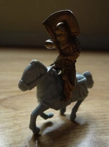 Metal Knight and Plastic Horse Flag Holder Medieval Crusaders Figure Display Toy - Picture 1 of 7