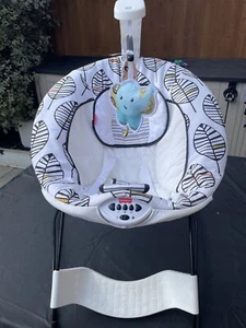 Fisher price Vibrating Baby Chair - Picture 1 of 3