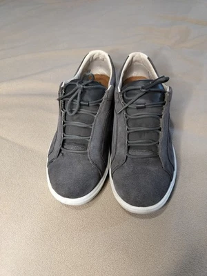 Geox Women's Grey Sneakers Low-tops ,  Suede Design, Size 10.5. - Image 1 of 4