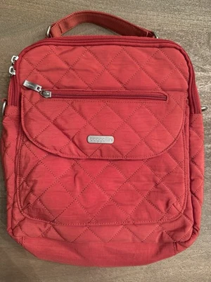 Baggallini Red Quilted Shoulder Or Backpack Bag Women's handbag purse  - Image 1 of 4